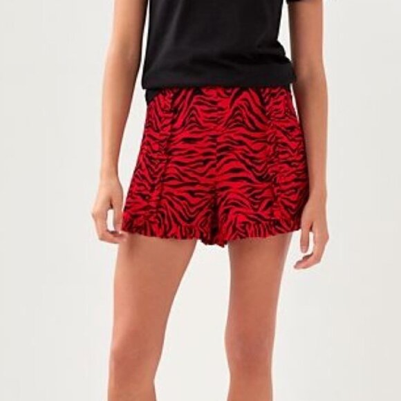 Sunday BEST Aritzia Gemma ruffle zebra print shorts - Picture 1 of 8
